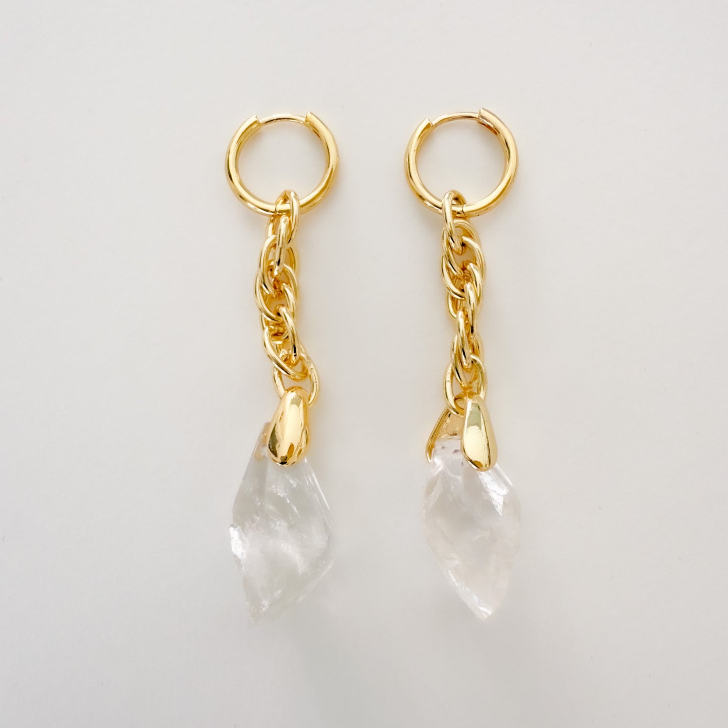 Boucles d'oreilles Cristal de roche et Chaine d'Or