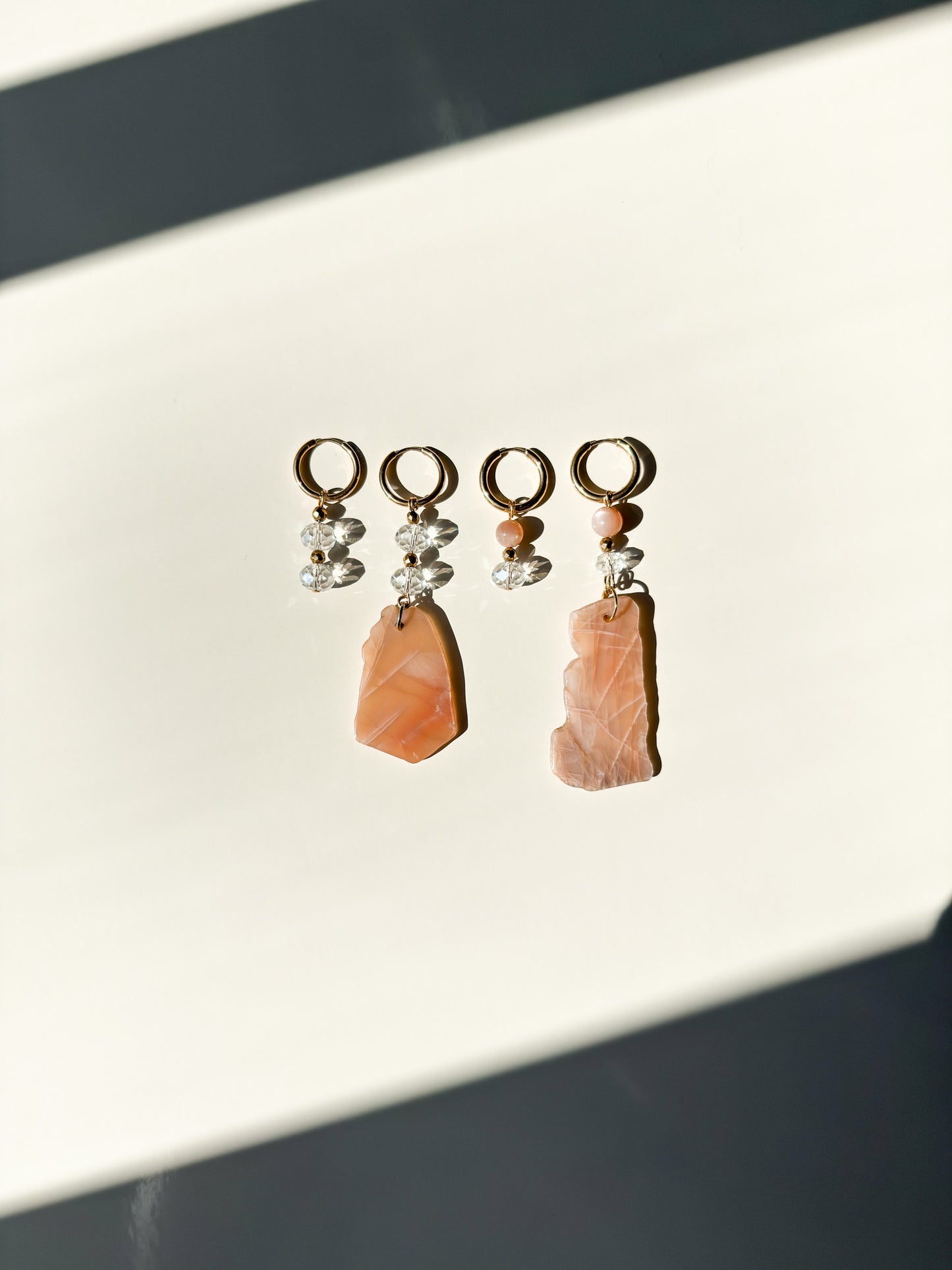 Boucles d'oreilles Pierre de Soleil et Cristal de bohème