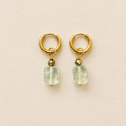 Boucles d'oreilles cristal vert rectangle, anneaux plaqués or — RÉALISE Paris