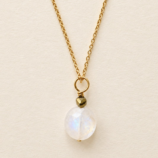 Collier pendentif pierre de lune petite ronde plate & hématite dorée — chaîne plaquée or