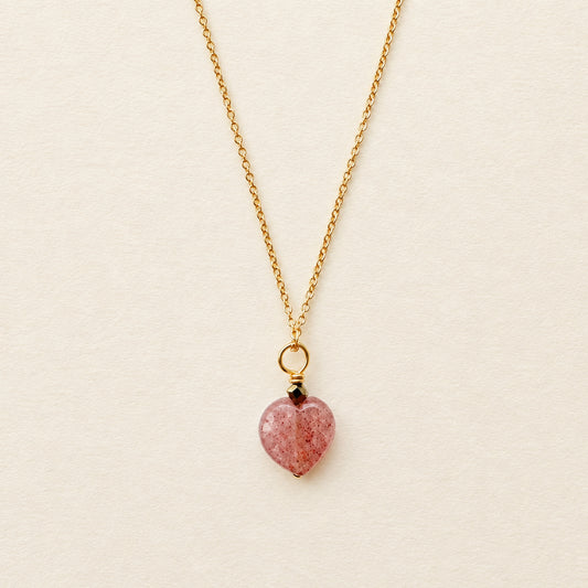 Collier pendentif cœur plat quartz fraise — chaîne plaquée or