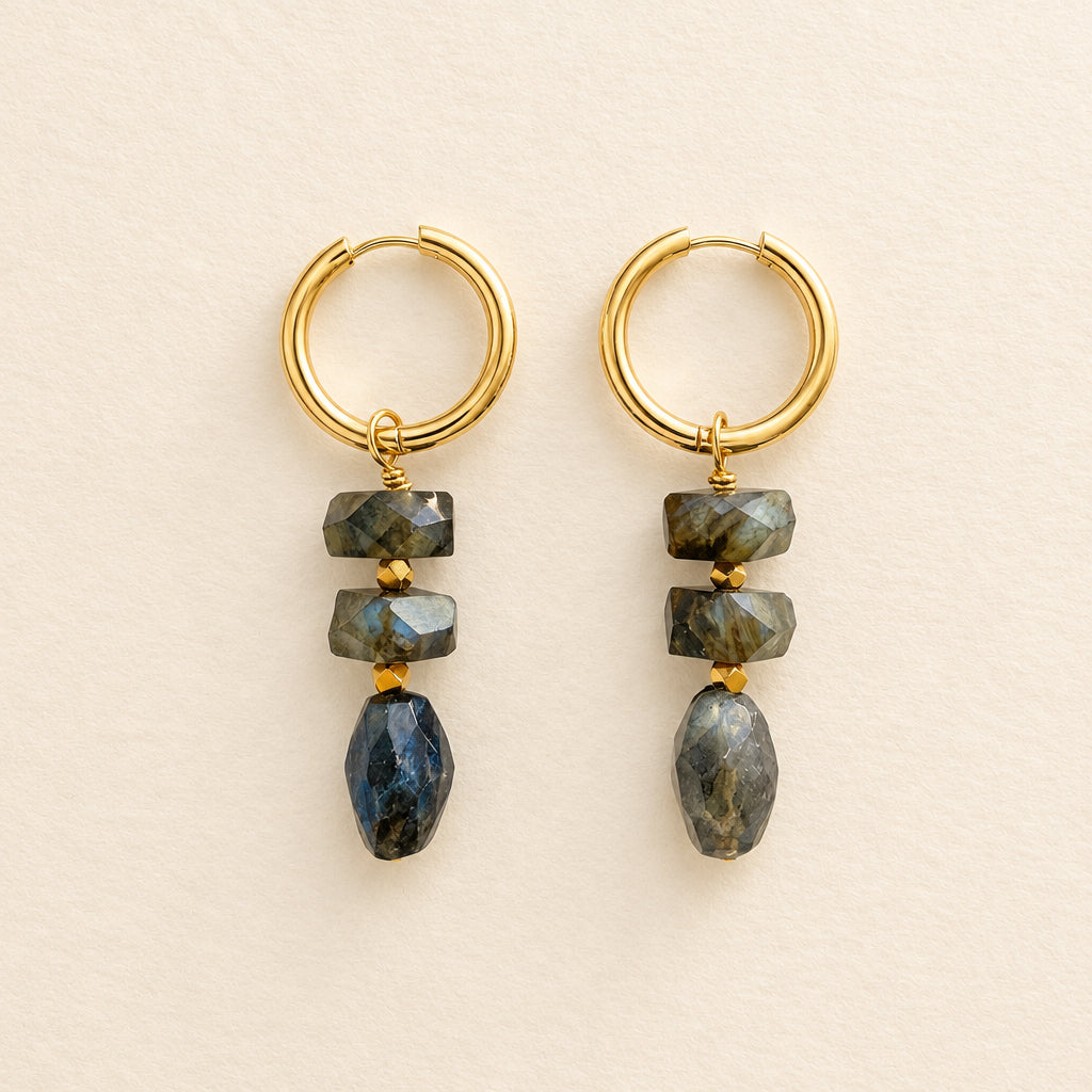 Boucles d'oreilles labradorite empilé, anneaux plaqués or — RÉALISE Paris