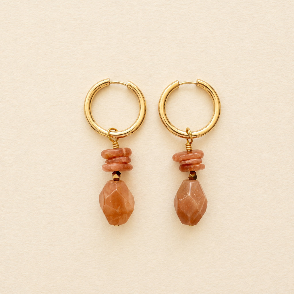 Boucles d'oreilles pierre de soleil empilé, anneaux plaqués or — RÉALISE Paris
