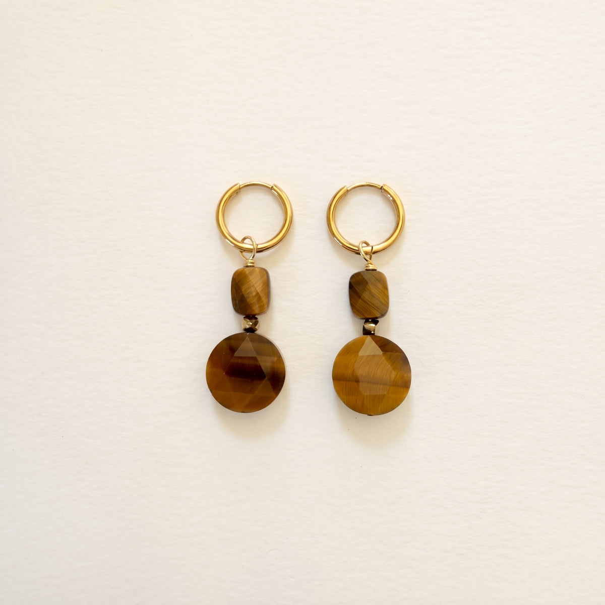 Boucles d'oreilles œil de tigre double ronde plate & rectangle, anneaux plaqués or — RÉALISE Paris
