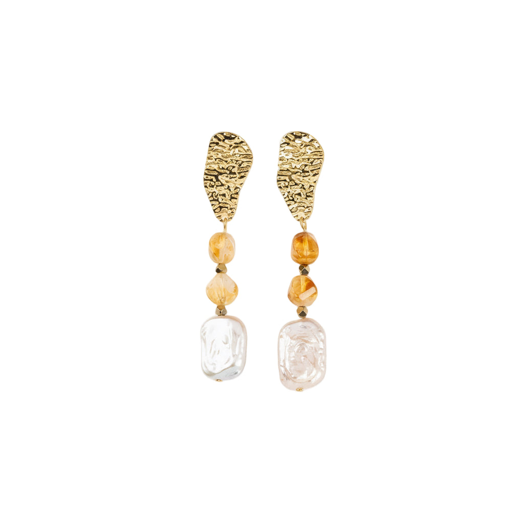 Boucles d’oreilles en citrine naturelle et perles d’eau douce – Attaches martelées