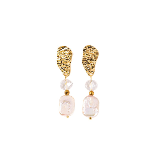 Boucles d’oreilles en cristal de bohème et perles d’eau douce – Attaches martelées