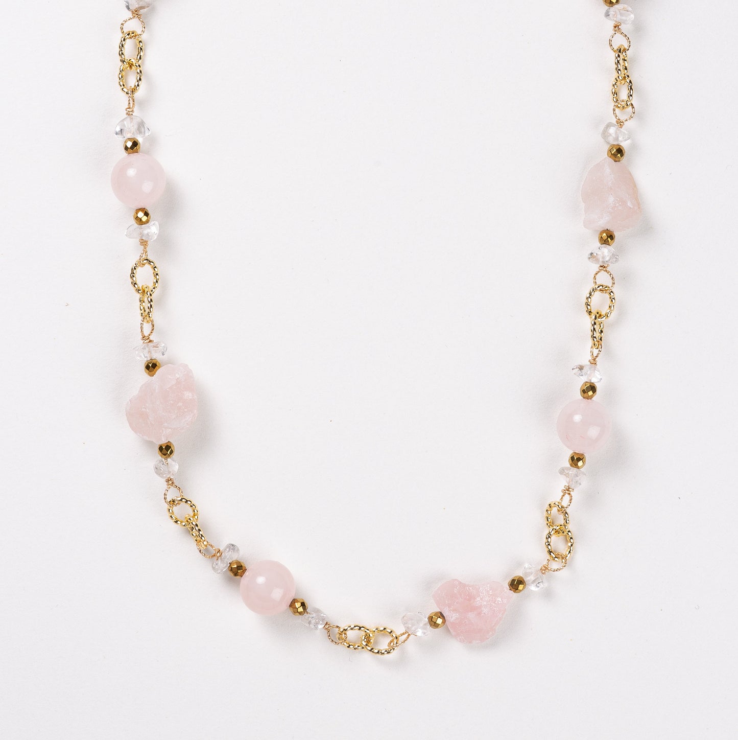 Collier Chaîne Plaquée Or – Pierre de Quartz rose