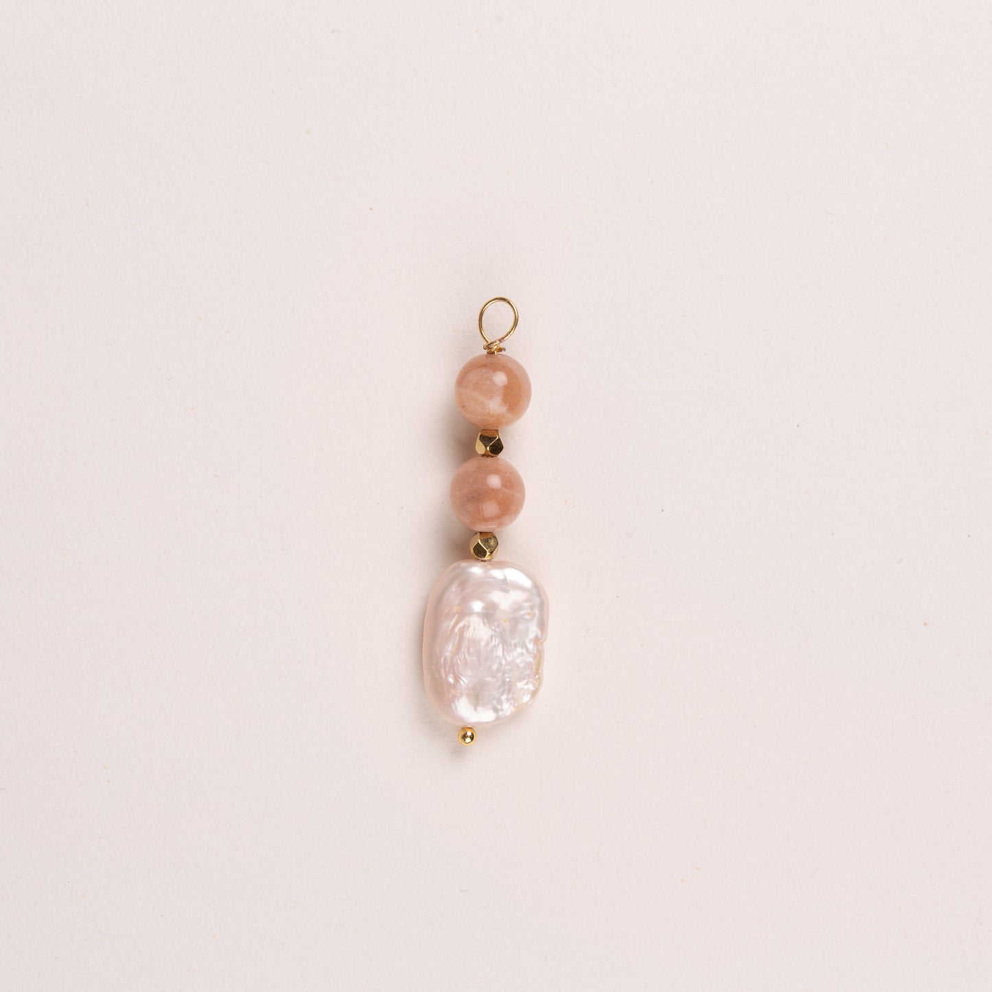 Charms perle de culture ovale & deux pierres ronde - Pierre de Soleil