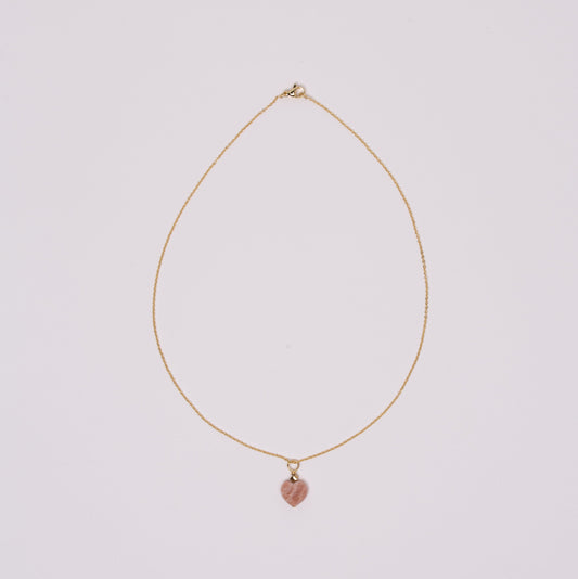 Collier Chaîne plaquée or - Pendentif en forme de coeur Pierre de Soleil