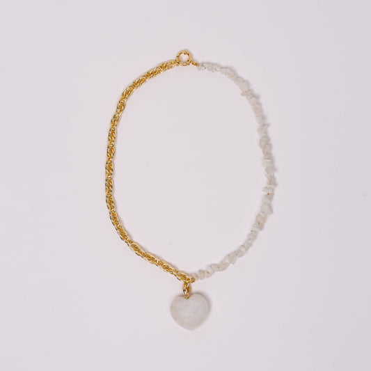 Collier Chaîne plaquée et éclat de Pierre de Lune - Pendentif Coeur en Pierre de Lune