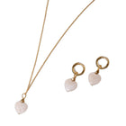 Collier Chaîne plaquée or - Pendentif en forme de coeur Pierre de Lune